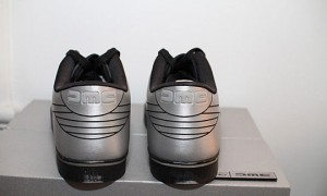 nike-dunk-delorean-sneaker-7