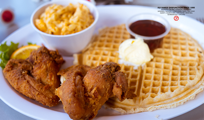 CHICKENWAFFLES