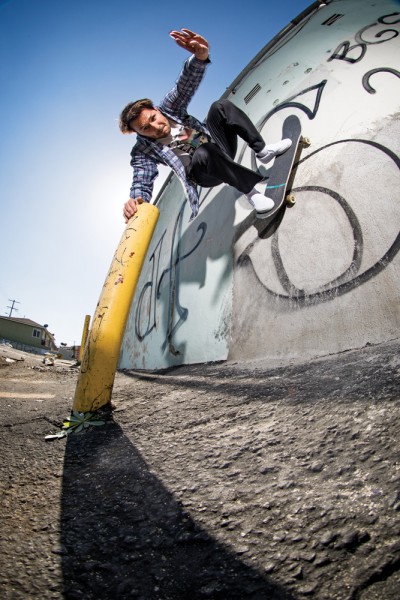 FA17_Skate_SlipOnPro_AndrewAllen_ACT_WallrideHandplant