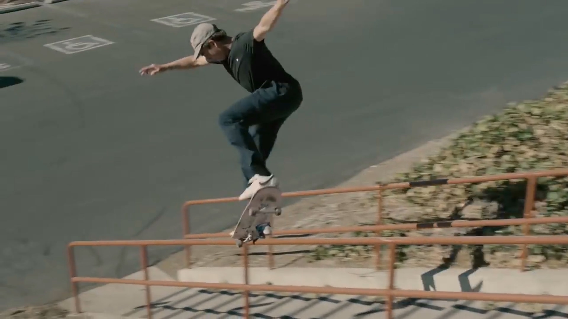 Alex Midler Turns Pro For SOVRN - Video Part.mp4_20180421_101211.806