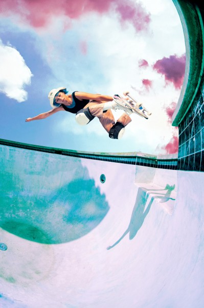 SP22_Skate_Lizzie_LizzieArmanto_BacksideAir_SECONDARY