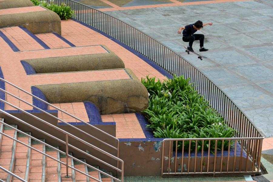 Irham_Kickflip_byAjiem